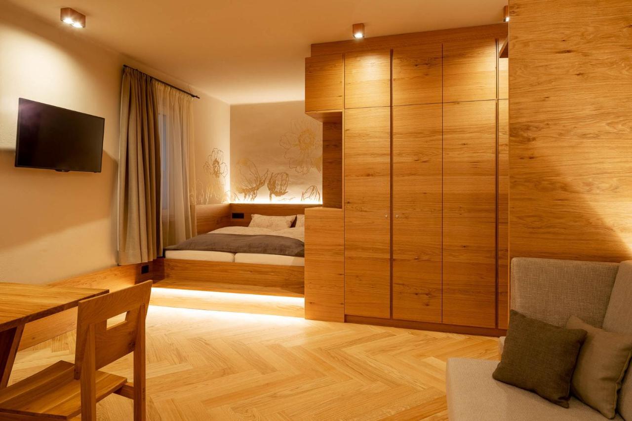 Ladurner Suites Merano Exteriör bild