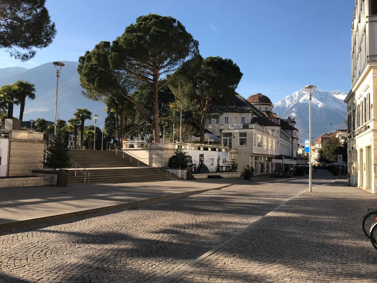 Ladurner Suites Merano Exteriör bild